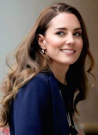 Two beautiful princess in monarchy 💓💞