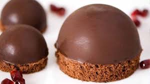 Domes Mousse Au Chocolat Une Exquise Tentation Gourmande A Ne Pas Manquer Tonmag En 2020 Mousse Au Chocolat Faire Fondre Du Chocolat Fondue Au Chocolat