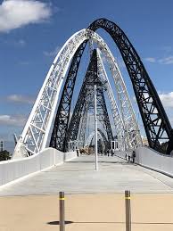 The bridge is approximately 72 metres tall at its highest point and stretches 370 metres from bank to bank. Case Study The Matagarup Bridge Project
