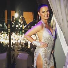 Browse 52 elma aveiro stock photos and images available, or start a new search to explore more stock photos. Acabou Se O Misterio Descobrimos O Admirador Secreto De Elma Aveiro Nacional Flash