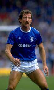 During his year in istanbul, he exclusive podcast interview with graeme souness as he talks liverpool, rangers and sampdoria. Paul Gascoigne In Hilarious Dig At Rangers And Liverpool Legend Graeme Souness Daily Star