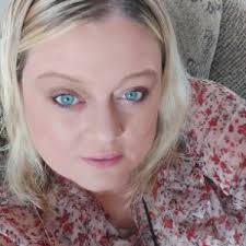 Vanessa Keating (@Vanessa43077992)