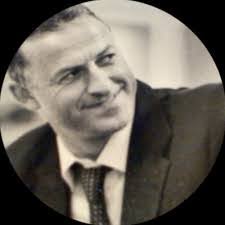 Steve Bale's Instagram, Twitter & Facebook