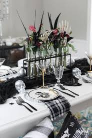 Ideas And Inspiration For Spooky Chic Halloween Table Decorations Halloween Dec Halloween Table Centerpieces Halloween Table Decorations Chic Halloween Decor