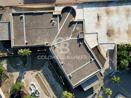 Locale commerciale via bengasi, Racale, Rif. 113980493 - Immobiliare.it