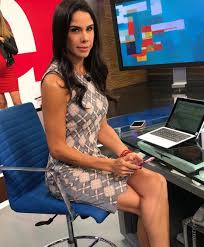En un video publicado en el canal de youtube de luis garcía, salió al tema marcelo imposti, supuesto novio de la periodista mexicana. Quien Es El Nuevo Novio De Paola Rojas Olvida A Zague Con Marcelo Imposti