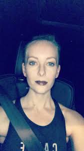 look what hot b*dy she win the challenge 😂🤣 #nickiminaj #viralvideos  #highlights