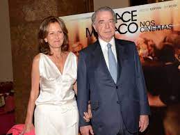 Ricardo salgado esconde mais de 5,3 milhões de euros ao fisco ricardo salgado não terá declarado ao fisco todos os rendimentos que recebeu no estrangeiro, entre 2008 e 2014, do grupo espírito. A Nova Vida De Ricardo Salgado A Ferver Vidas