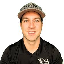 Ashley Samek's Instagram, Twitter & Facebook