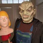 "There's no bottom to this mask! Theres no line in between the mask and my  skin! There's no place I can reach my hand in!" : r/cosplay