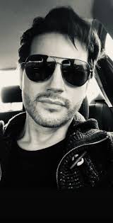 Stop overanalyzing Bouke's personal life