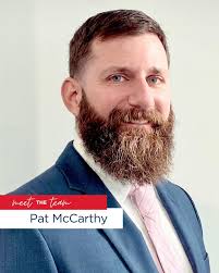 👋 Get to know 𝐏𝐚𝐭 𝐌𝐜𝐂𝐚𝐫𝐭𝐡𝐲 as we welcome him to the RE/MAX North  Professionals crew…and discover a few fun facts about him👇 🔑 𝐖𝐡𝐚𝐭'𝐬  𝐲𝐨𝐮𝐫 𝐟𝐚𝐯𝐨𝐫𝐢𝐭𝐞 𝐩𝐚𝐫𝐭 𝐚𝐛𝐨𝐮𝐭 𝐛𝐞𝐢𝐧𝐠 𝐚 𝐑𝐄𝐀𝐋𝐓𝐎𝐑?