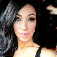 Alana Aaron's Instagram, Twitter & Facebook