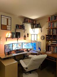 35 Epic Gaming Room Decoration Ideas Gamingroomdecoration Roomdecor Homedecoration Talkinggames Net Home Office Setup Room Setup Gaming Room Setup