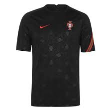 We might not be able to predict if portugal will hold onto their crown, if early favorites france can add to their world cup win from 2018, or if this year is finally england's time, but what we can tell you is which of the 24 teams. 2020 2021 Portugal Nike Dry Pre Match Training Shirt Black Cd2579 010 Uksoccershop