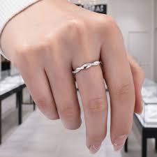 Best Lily Arkwright Diamond Rings for Every Style & Budget