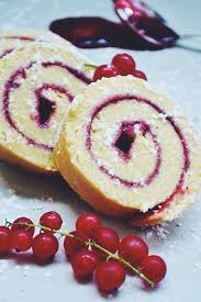 Biscuit Roule A La Confiture Meg Cook Biscuit Roule Roule A La Confiture Recette Biscuit Roule