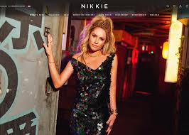 Nikkie de jager known as nikkietutorials is recognized with her beauty vlogging and as a makeup artist. Nikkie Com Awwwards Nominee