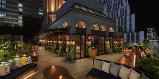 New york city — it's home to a whole lot of history, the nation's best pizza (sorry chicago!), the empire state building, and no shortage of incredible events. 7 Amazing Rooftops In Nyc That You Can Rent On Peerspace Peerspace