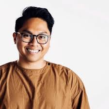 This past weekend I was asked to share #internationalopportunities with  newly admitted University of San Diego students and their families.