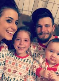 Chelsea houska has two kids with cole deboer. Chelsea Houska Gushes Over Husband Shares Cutest Pic Ever Of Kids The Hollywood Gossip