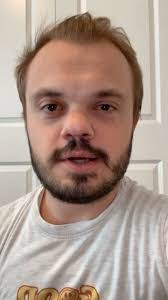 Lee Liston's Instagram, Twitter & Facebook