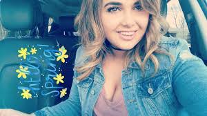 Brooke Rees's Instagram, Twitter & Facebook