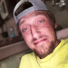 Lots of folks may forget where they came from but I never will ❤️ before  any of this entertainment stuff I was a millwright for 9 years . To make a  long