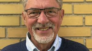 Han regner alle mennesker for lige