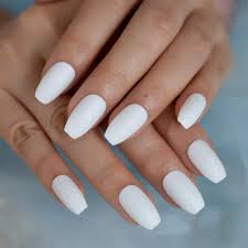 In this video i show how i did these matte white opal acrylic. Buy Coffin Fake Nails Matte White Frosted Press On Nails With Adhesive Tabs Medium Online At Low Prices In India Amazon In
