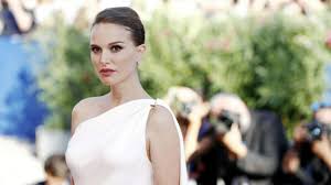 A thor legújabb részét ausztráliában forgató natalie portmant gömbölyödő hassal fotózták le a lesifotósok. Natalie Portman So Wehrt Sie Sich Gegen Body Shaming Stern De