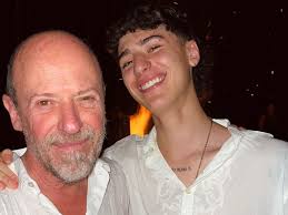 Hijo del actor Diego Trujillo se habría lanzado como estrella de contenido  para adultos: “Es un video de sucierías”