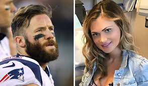 Get the latest nfl news on julian edelman. Nfl Receiver Julian Edelman Shares First Photo Of Daughter Lily With Swedish Model Ella Rose New York Daily News