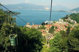 Quando il lockdown ha costretto tutta l'italia dentro i propri comuni, aurora, caterina, daniele e simone hanno iniziato a sognare l'idea di un cammino che passasse fuori dalla porta di casa. Que Ver En El Lago Maggiore Mapa Del Tesoro De Sus Islas