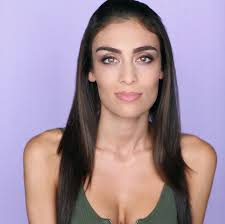 Did you really think I would let the season go by without posting this  holiday commercial? No, ho ho ho! Merry Christmas 🎄 #actor  #actorsofinstagram...