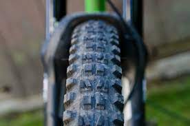 Fat tires are not an alternative to the suspension of the bike. Ridden And Rated Six Tires For Rugged Trails Pinkbike