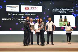 Yb datuk seri mohd redzuan. Islamic Innovation Challenge Iic Moa Exchange With Yb Datuk Seri Mohd Redzuan Md Yusof School Of Chemical Energy Engineering