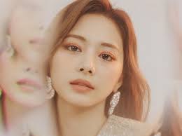 This aesthetic is similar to vsco girls, but fully leans into bright hair barrettes and pastel colors. Twice Tzuyu Relationship Status 2021 Here S Why Tt Songstress Was Linked To Bts Members Jungkook And V Kpopstarz