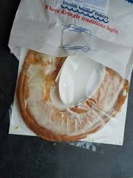 O&h danish kringle trader joe's. Trader Joe S Almond Danish Kringle Becomebetty Com