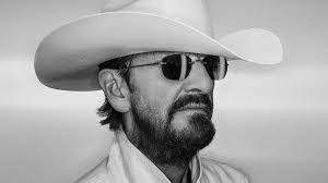 George Starr's Instagram, Twitter & Facebook