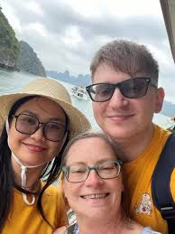 Chuyện tình cổ tích của chàng trai Mỹ và cô gái Nghệ An