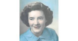 Charlotte Elliott's Instagram, Twitter & Facebook