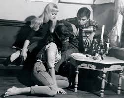 Young Beatniks Reading Poetry Together Apparently Beatnik Style Beatnik Beat Generation