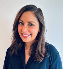 Newsflash: Isabel Baert will succeed Ignace Van Doorselaere as CEO of  Neuhaus as of November 1, 2023.