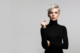 It was first created by the famous barber paul mcgregor. Short Feathered Hairstyles 5 Short Haircuts With A Modern Twist