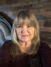 Sheila Lorimer's Instagram, Twitter & Facebook