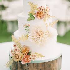 Lana has over 14 years of experience in the floral industry and her group the flowers in clusters, or combine different types to create a cake bouquet. The 70 Most Beautiful Wedding Cakes