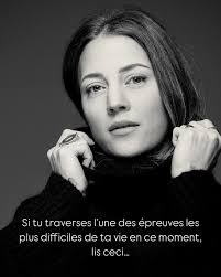 Parfois, l'Univers place sur notre chemin des âmes qui ne parlent pas notre  langue, mais qui comprennent notre cœur. Apollon est arrivé comme une  réponse silencieuse, une promesse de douceur dans un