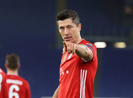 Lewandowski scored from an absolute gift by musacchio; Dtrjdtjpqzsulm