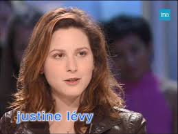 JUSTINE LÉVY. En 2004, Thierry Ardisson reçoit Justine Lévy qui a publié  son livre « Rien de grave ». L’animateur lit de nombreux passages du roman  en faisant des rapprochements avec la vie ...